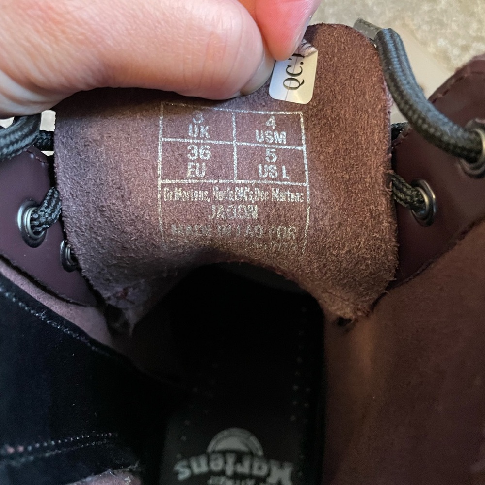 Burgundy Jadon - Picture 4 of 4